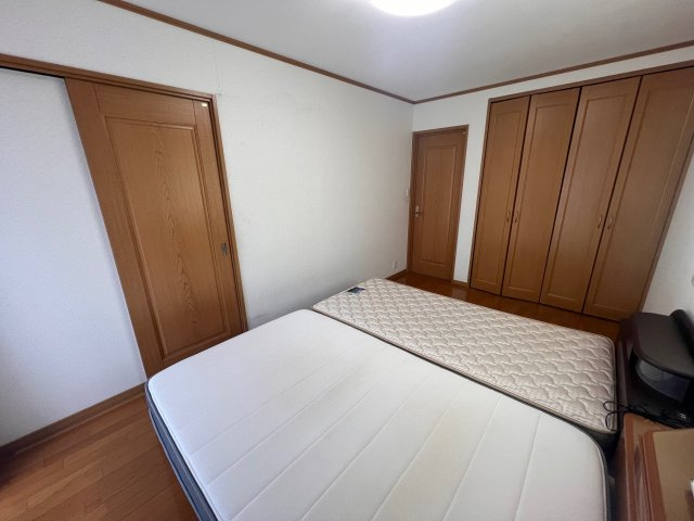 姫路市飾磨区矢倉町2丁目既存戸建の洋室