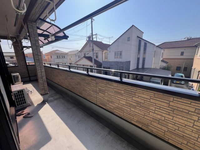姫路市飾磨区矢倉町2丁目既存戸建のバルコニー