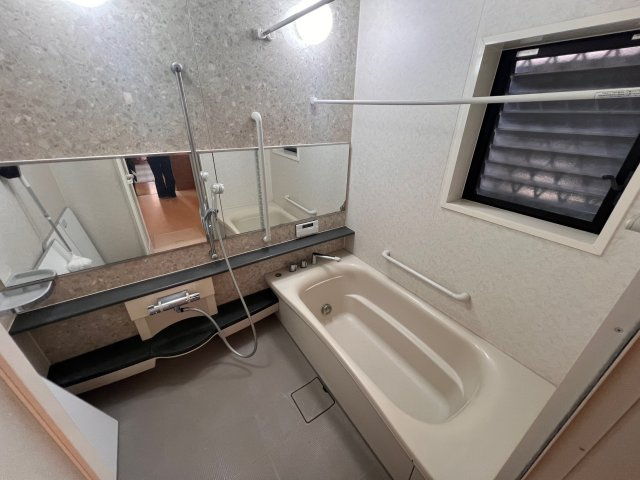姫路市飾磨区矢倉町2丁目既存戸建の浴室