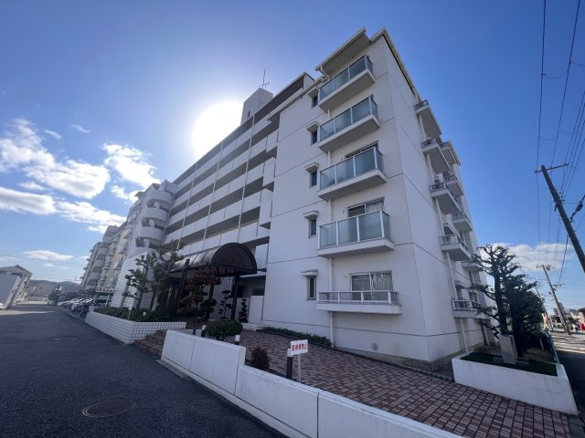 第七恵美酒マンションの外観