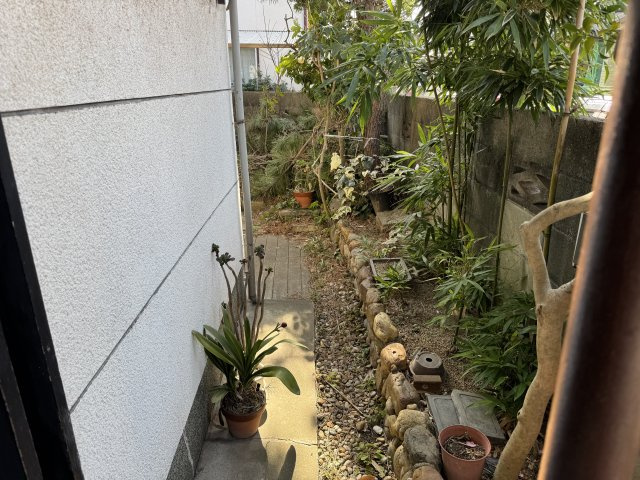 古宮アンティークな家の庭