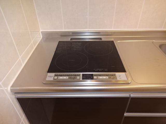 グランヒルズのキッチン|IHクッキングヒーター