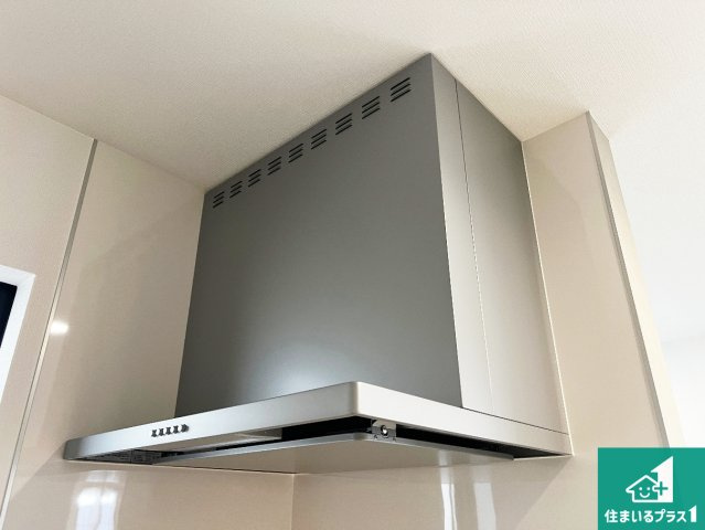 八尾市堤町　新築一戸建ての設備|汚れにくいスロットフィルタでお手入れラクラク！ＬＥＤ照明付き！