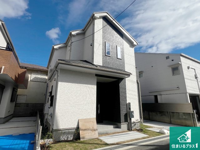 八尾市堤町　新築一戸建ての外観|安心の10年保証！外観を美しく保ち、雨水で汚れを落とします！気になることがありましたら、お気軽にお問い合わせください！