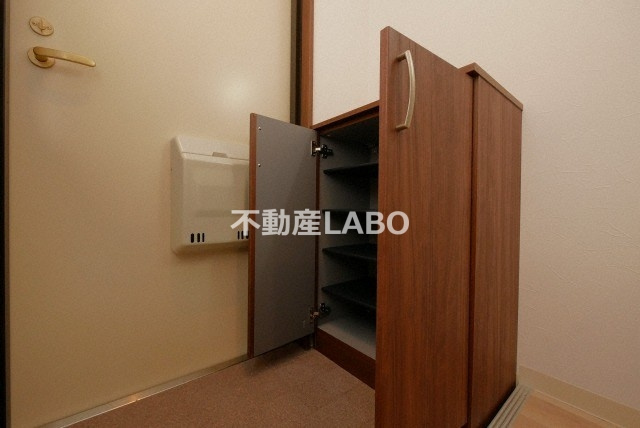 みおつくし春日出の玄関