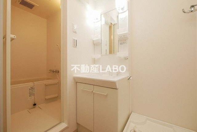 みおつくし春日出の洗面所