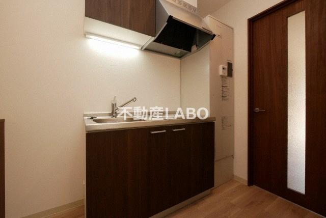 みおつくし春日出のキッチン