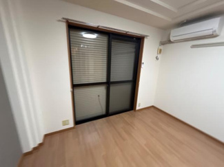 【内装】 | シャルマン・中島 | シャッター付きで防犯・防音