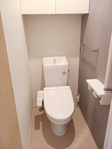 サンリットのトイレ|温水洗浄暖房便座付き