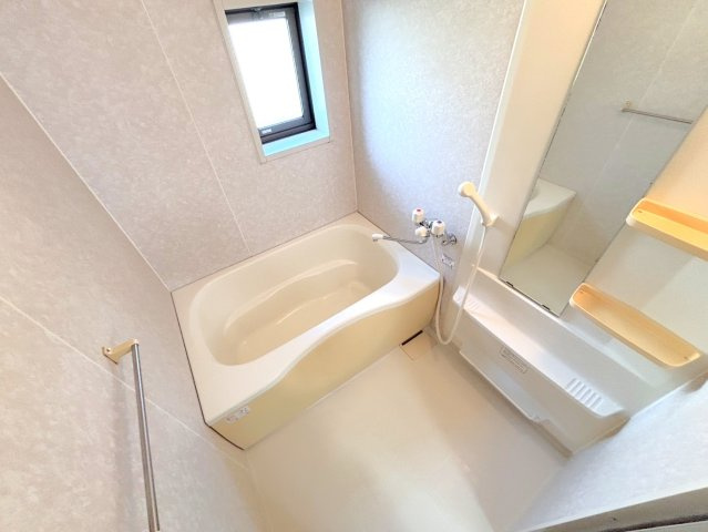 ラ・メゾン・モンテーニュの浴室