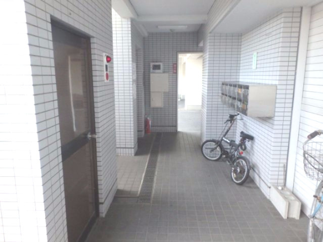 ユートピアタウン北館のエントランス