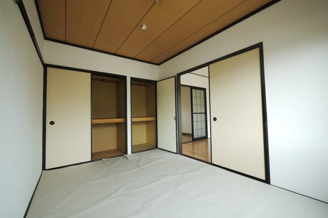 ヴィラ高島の洗面所|※写真は別の部屋のものです。