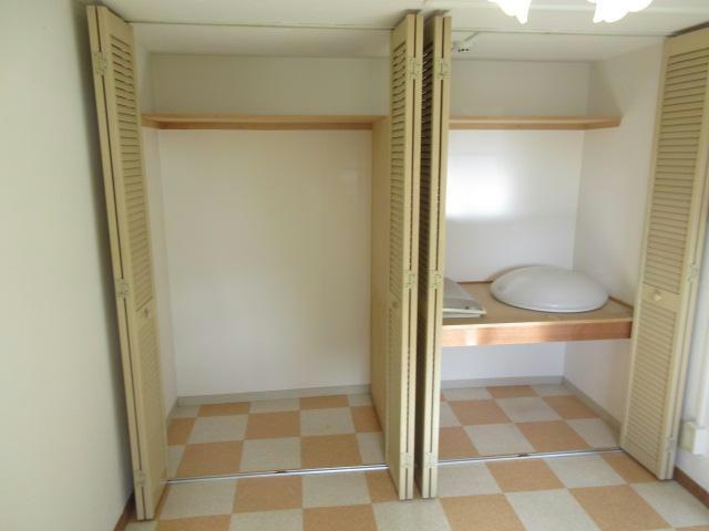 フリーデンハイツの収納