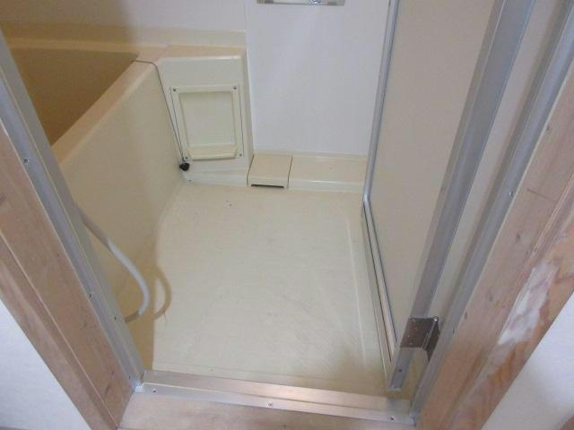 フリーデンハイツの浴室