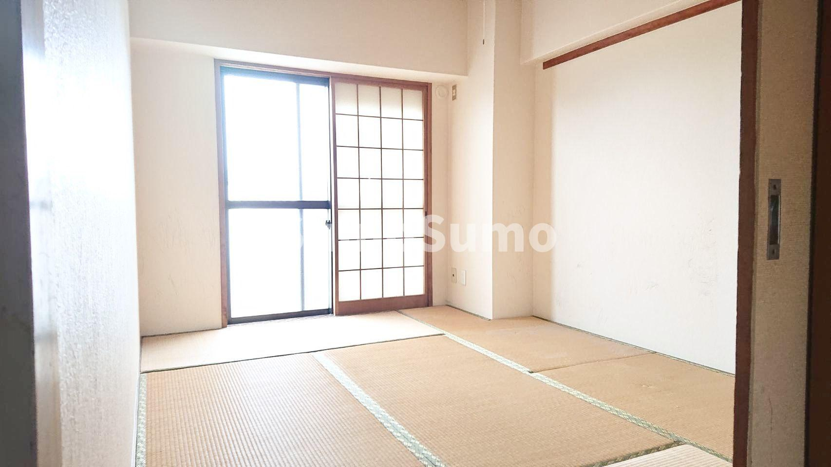 ライオンズマンション南福岡の和室