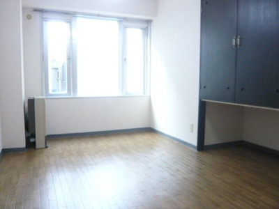 【洋室】 | メゾンロワール４１２