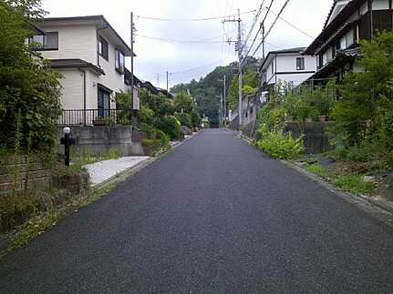 矢野南3丁目の前面道路含む現地写真