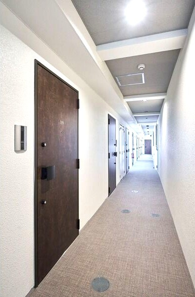 Ｓ－ＲＥＳＩＤＥＮＣＥ神沢ａｆｆｏｒｄの玄関