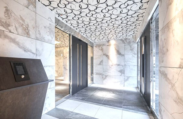 Ｓ－ＲＥＳＩＤＥＮＣＥ神沢ａｆｆｏｒｄのロビー