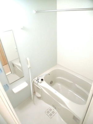 【浴室】 | プラシード森岡 | コンパクトで使いやすいお風呂です