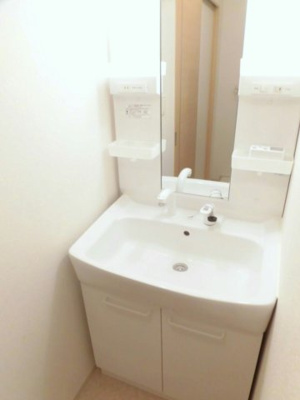 【洗面所】 | プラシード森岡 | 忙しい朝には欠かせない洗面所です