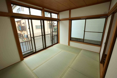 【和室】 | 毛呂山町中央 売アパート | １階和室６帖