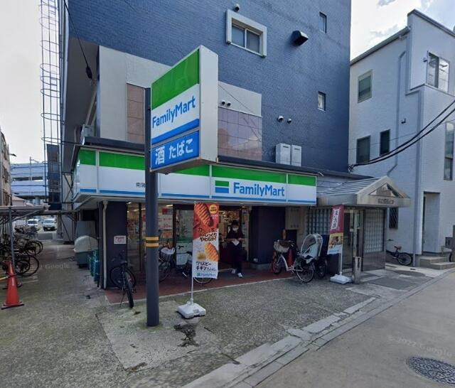 ベルニナの周辺|ファミリーマート　南蒲田店まで296m 