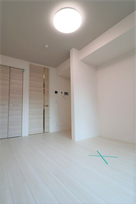 D-ROOM PREMIUM 多磨霊園駅の居間・リビング