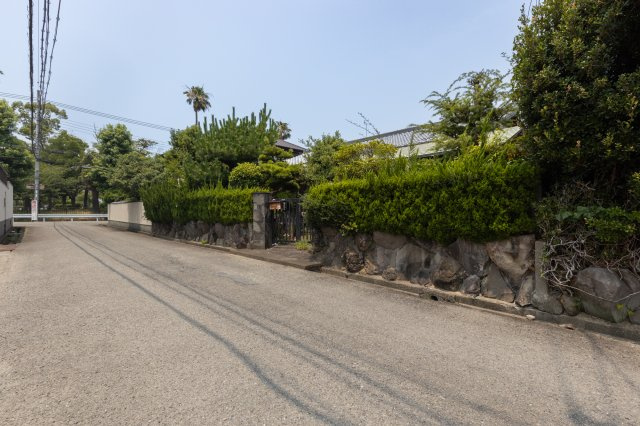 和歌山市紀三井寺・土地・124494の前面道路含む現地写真