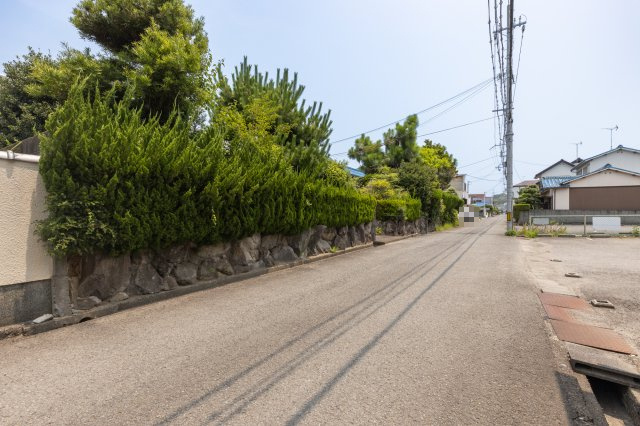 和歌山市紀三井寺・土地・124494の前面道路含む現地写真