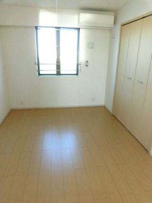 【内装】 | チェリーブロッサムⅠ | 明るい室内です