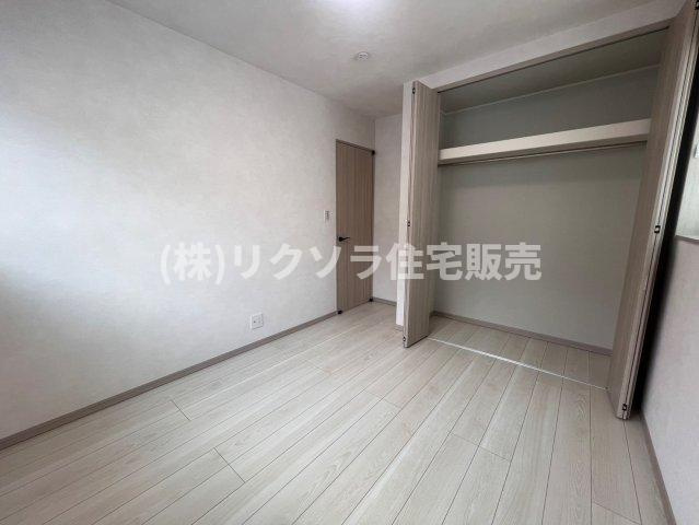 大峰元町２丁目　未入居一戸建ての子供部屋|洋室5.25帖
■物件内覧・資金計画相談・住宅ローン相談、リフォーム相談、お問合せ受付中■
※当日・翌日のご内覧、ご相談はお電話でのお問合せがスムーズです！