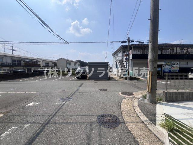 大峰元町２丁目　未入居一戸建ての前面道路含む現地写真|■物件内覧・資金計画相談・住宅ローン相談、リフォーム相談、お問合せ受付中■
※当日・翌日のご内覧、ご相談はお電話でのお問合せがスムーズです！