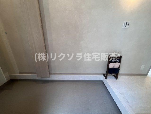 大峰元町２丁目　未入居一戸建ての内装|玄関内部
■物件内覧・資金計画相談・住宅ローン相談、リフォーム相談、お問合せ受付中■
※当日・翌日のご内覧、ご相談はお電話でのお問合せがスムーズです！
