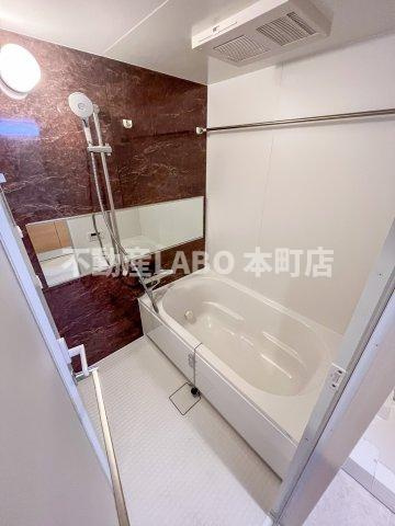 スプランディッド弁天町の浴室