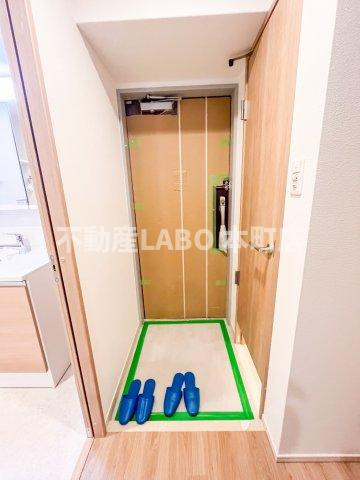 スプランディッド弁天町の玄関