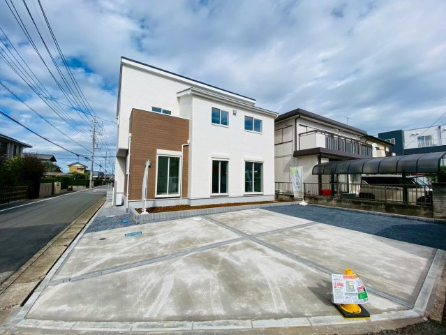 八街市八街ほ 第2期　新築戸建の前面道路含む現地写真