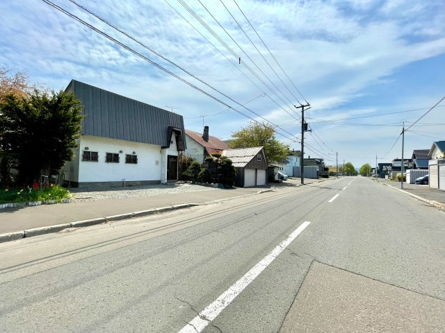 篠路9条3丁目　土地の前面道路含む現地写真