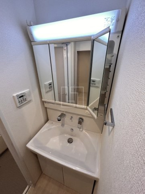 【洗面所】 | アザレア梅田 | アザレア梅田　独立洗面化粧台