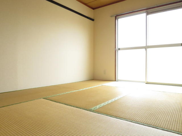 サンハイツ春江町の和室