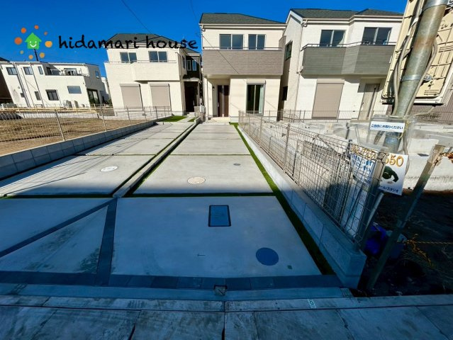 西区三橋第1期　新築戸建　ハートフルタウンHの駐車場