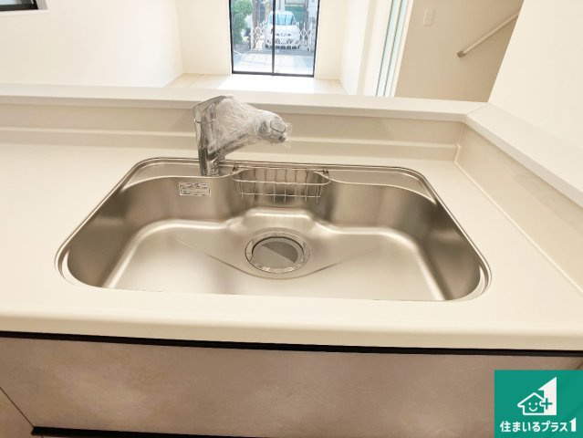 明石市西明石町　新築一戸建ての設備|広々としたシンクで食器洗いも楽々！