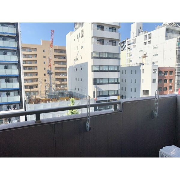 ベル池下　名古屋市賃貸　仲介手数料無料のバルコニー