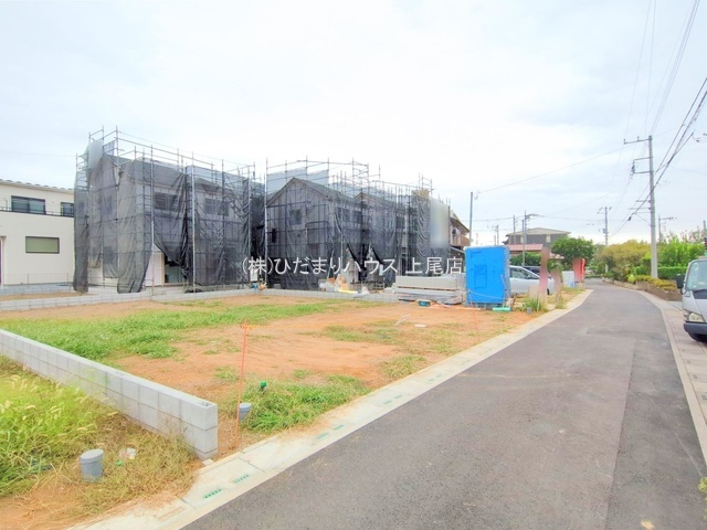 西区三橋第1期　新築戸建　ハートフルタウンIの前面道路含む現地写真