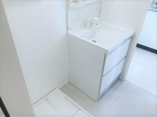 秀名館の洗面所