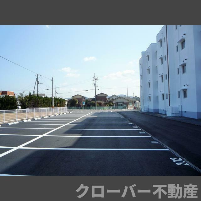 京都あすかの駐車場