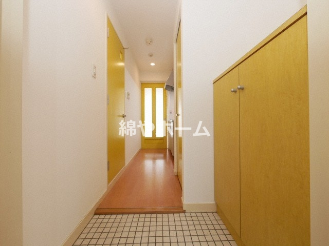 ベルシモンズ桜川の玄関|収納もある玄関です