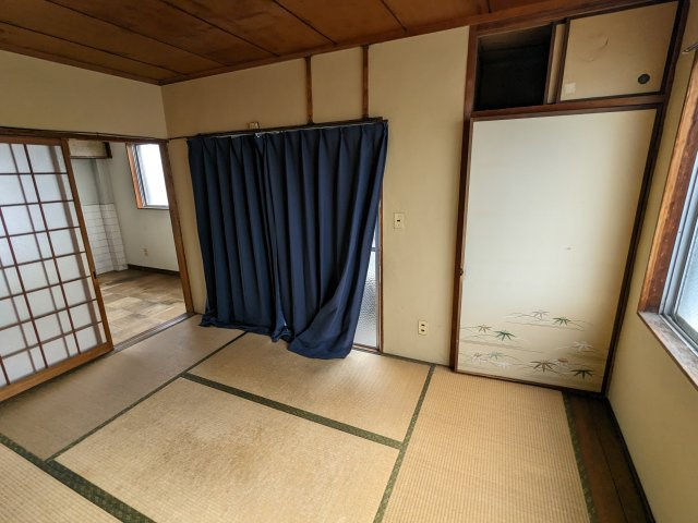 五軒邸マンションの和室