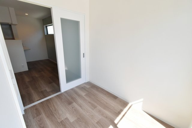 アクアレジデンス武庫川の洋室