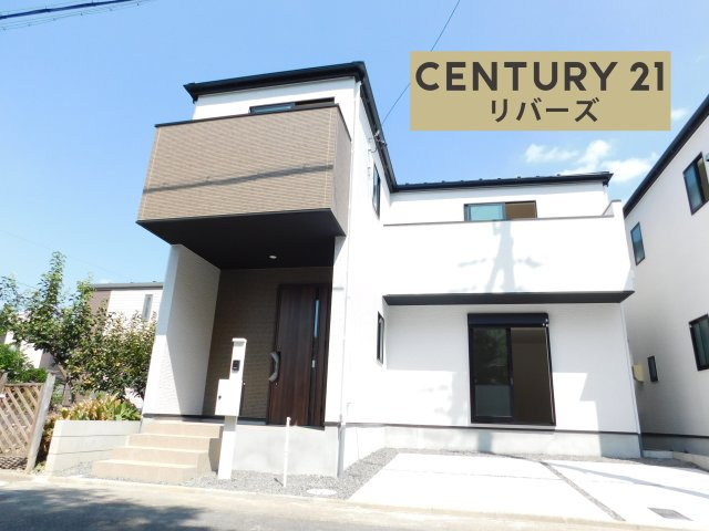 名古屋市中村区猪之越町２丁目の新築一戸建の外観|☆ラスト１棟☆　　新価格！！いつでも見学出来ます♪（お問合せ当日、平日、水曜、夜間でもＯＫ）　駐車並列２台ＯＫ！　カウンター付きＬＤＫ♪　ＷＩＣやＳＩＣなど収納豊富！　小・中学校徒歩５分圏内！